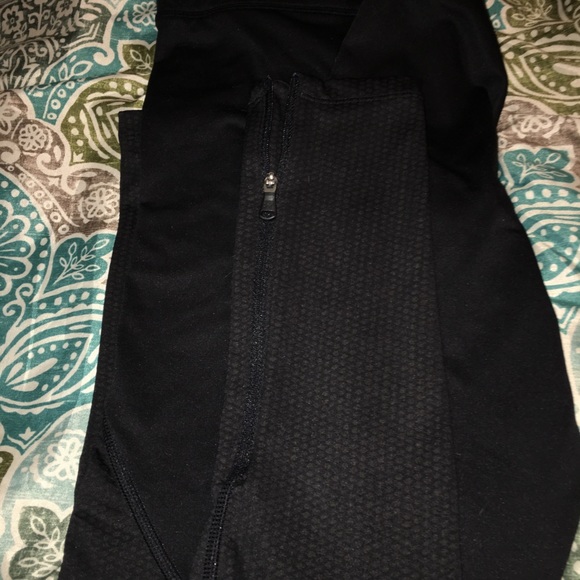 Under Armour Leggings - Picture 2 of 2